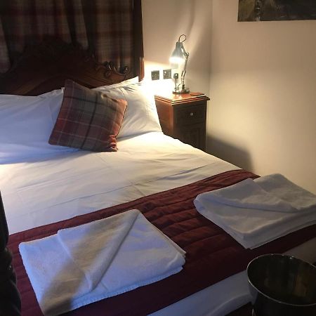 Hot Tub Hide Away Near Alton Towers Staffordshire Hotel Cheddleton Exterior foto