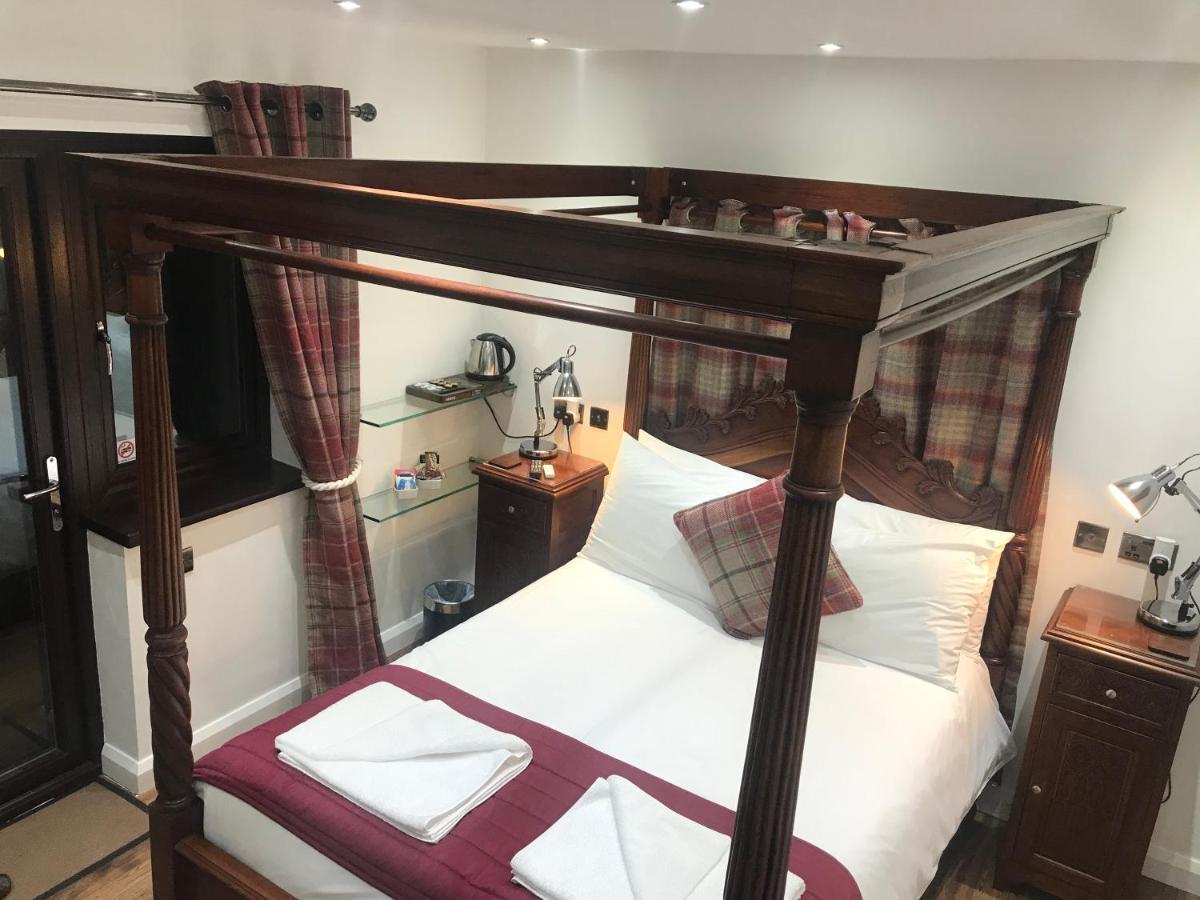 Hot Tub Hide Away Near Alton Towers Staffordshire Hotel Cheddleton Exterior foto