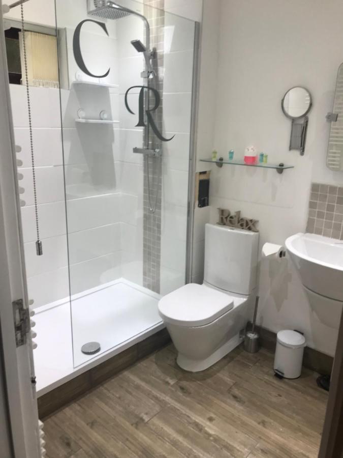 Hot Tub Hide Away Near Alton Towers Staffordshire Hotel Cheddleton Exterior foto
